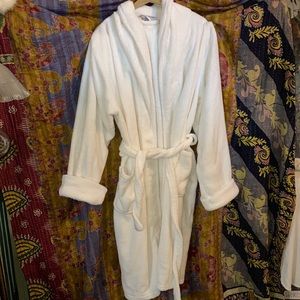 Elizabeth Arden Spa Essentials robe size l/xl